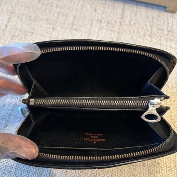Louis Vuitton Epi Demi Lune Wallet Black - Picture 6 of 14